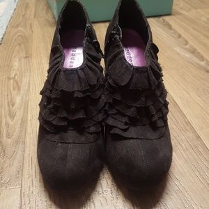 Faux suede ankle booties